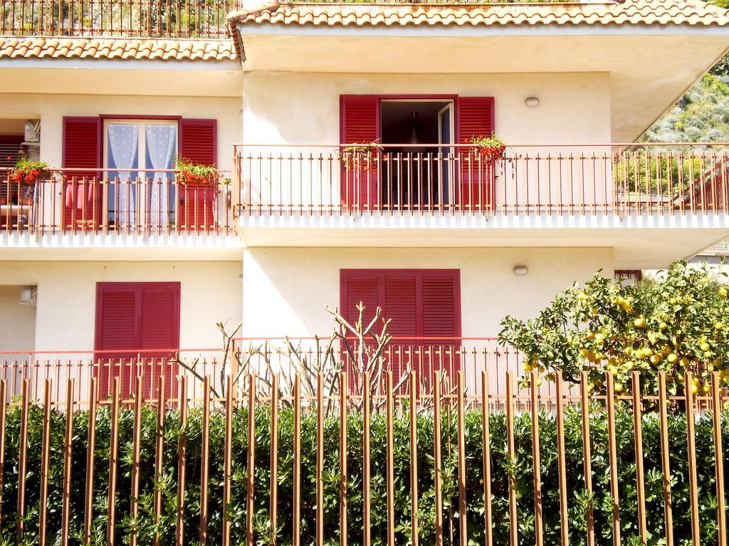 Casa Da Marion Apartment Letojanni Exterior photo