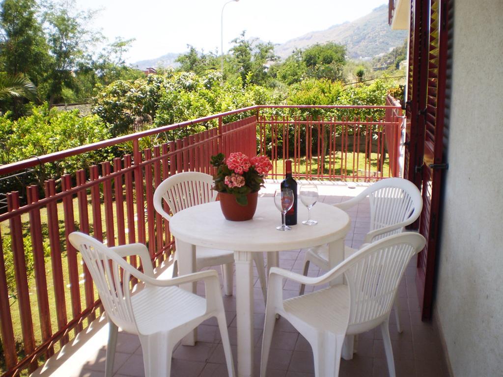Casa Da Marion Apartment Letojanni Exterior photo